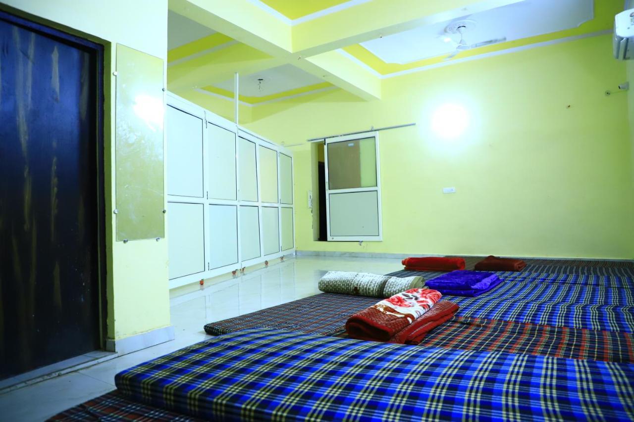 Shivraj Homestay 마투라 외부 사진