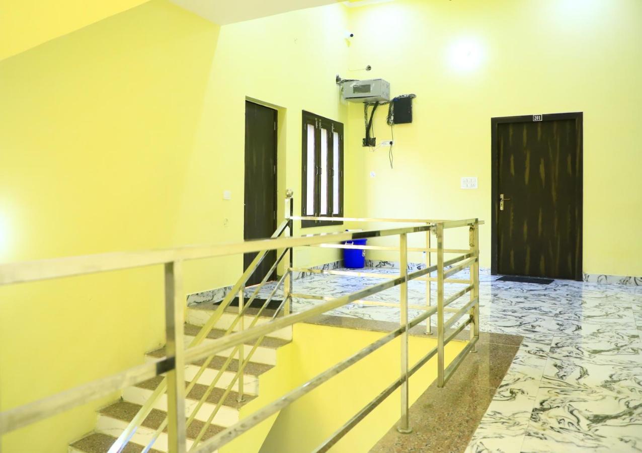 Shivraj Homestay 마투라 외부 사진
