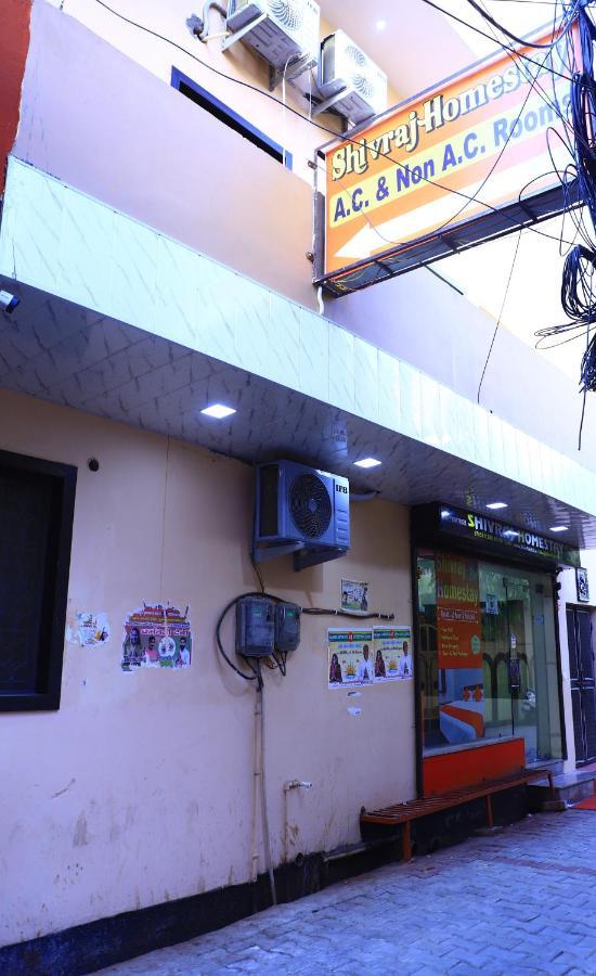 Shivraj Homestay 마투라 외부 사진