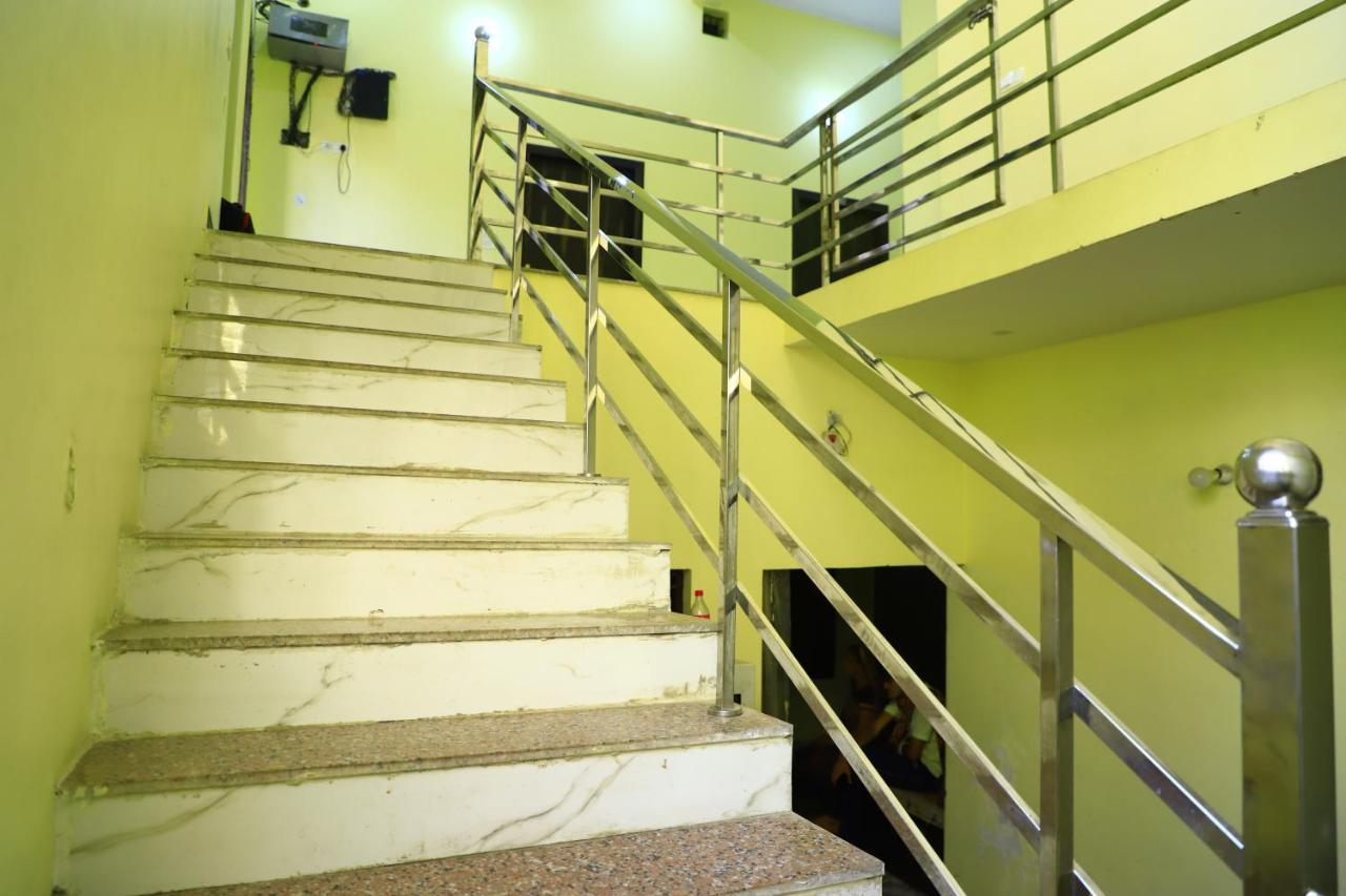 Shivraj Homestay 마투라 외부 사진